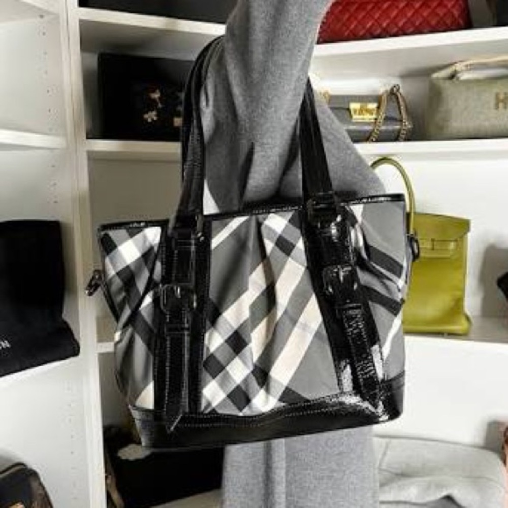 Burberry 2000-2017 Beat Check Nylon Lowry satchel